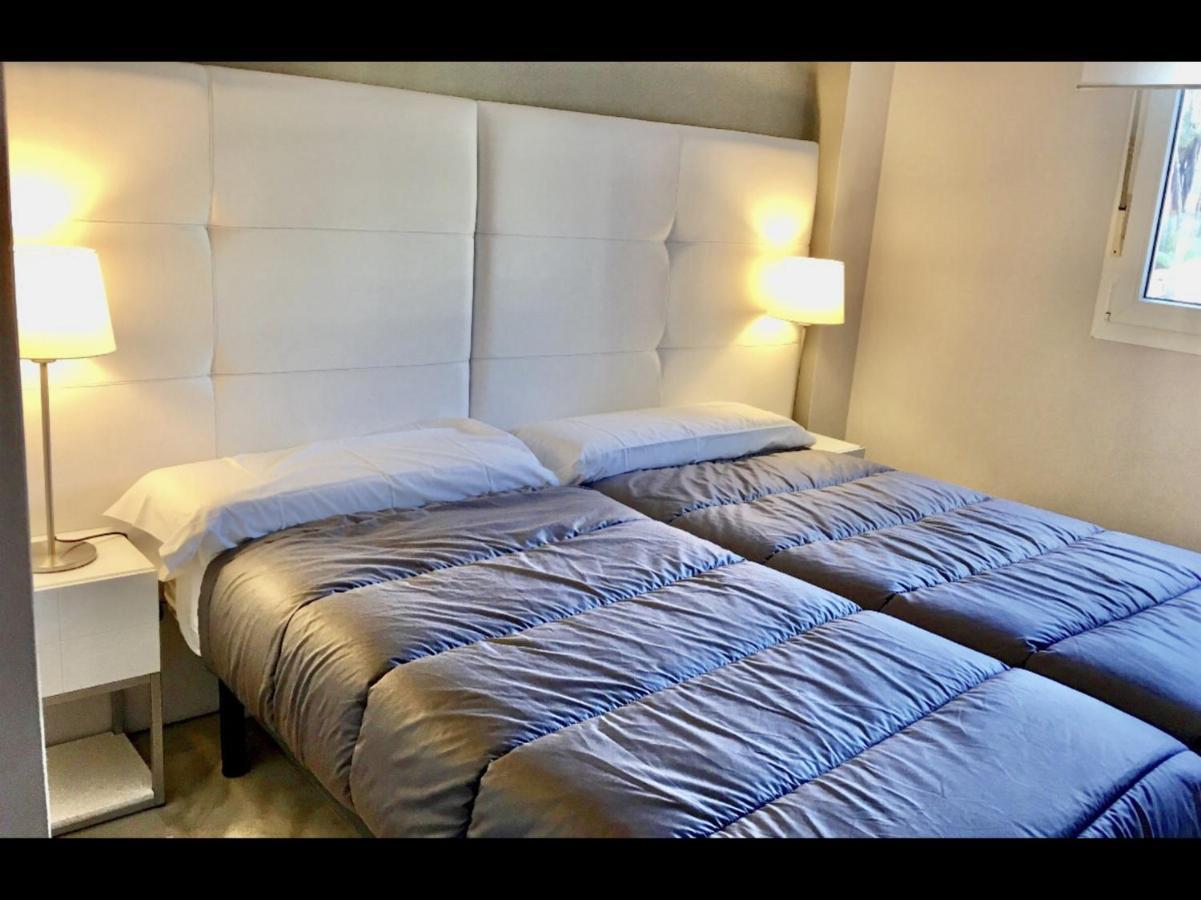 Mi Capricho C16 Beachfront Apartment Sitio de Calahonda Exterior photo