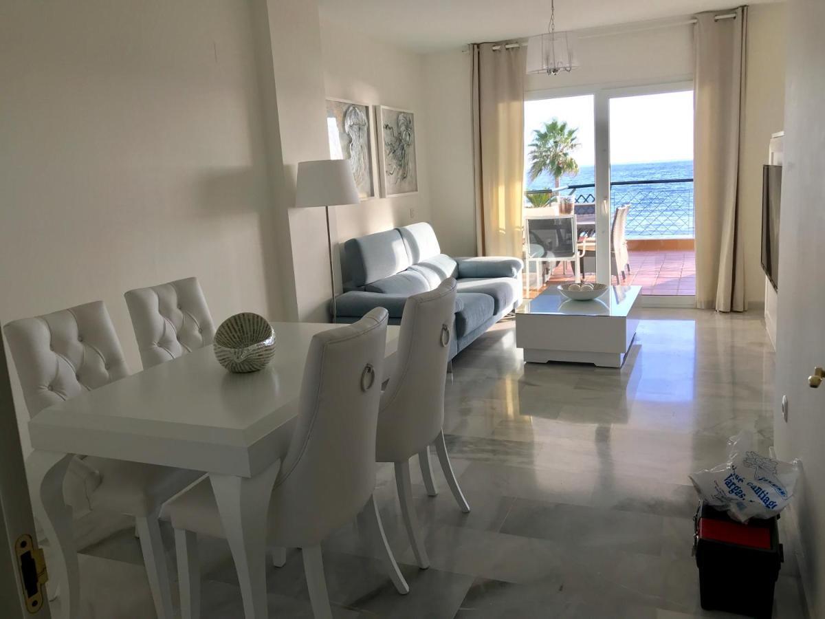 Mi Capricho C16 Beachfront Apartment Sitio de Calahonda Exterior photo